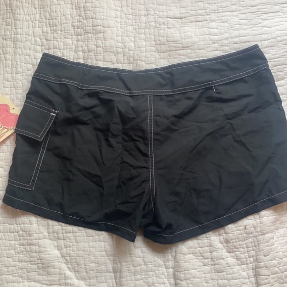 Miken black women’s boardshort Sz Large swim - Picture 8 of 8